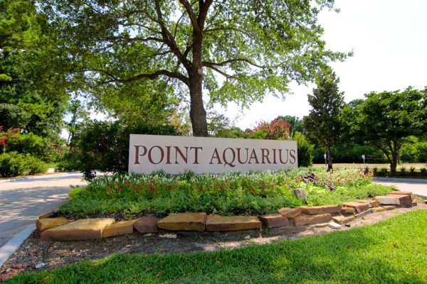 | the mckellar group View of the Point Aquarius Neighborhood Entrance