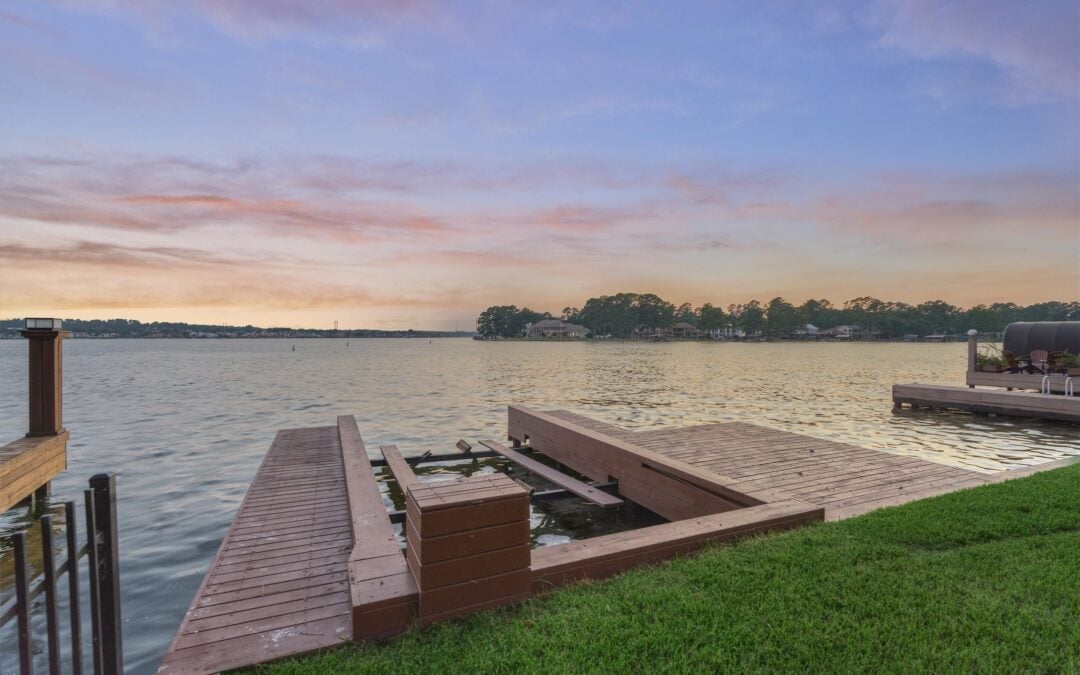 Waterfront Buyer Guide Overview: What to Look for On Lake Conroe