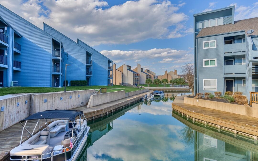 What to Know About Short-Term Rental Rules on Lake Conroe