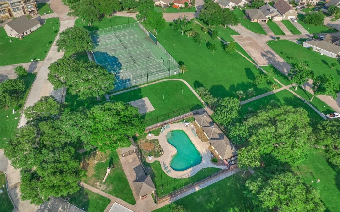 Best Luxury Communities on Lake Conroe