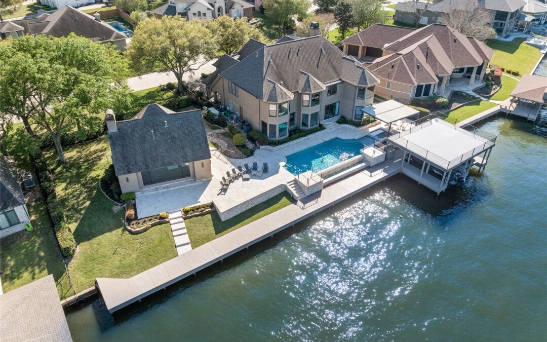 Understanding HOA Fees in Lake Conroe Communities