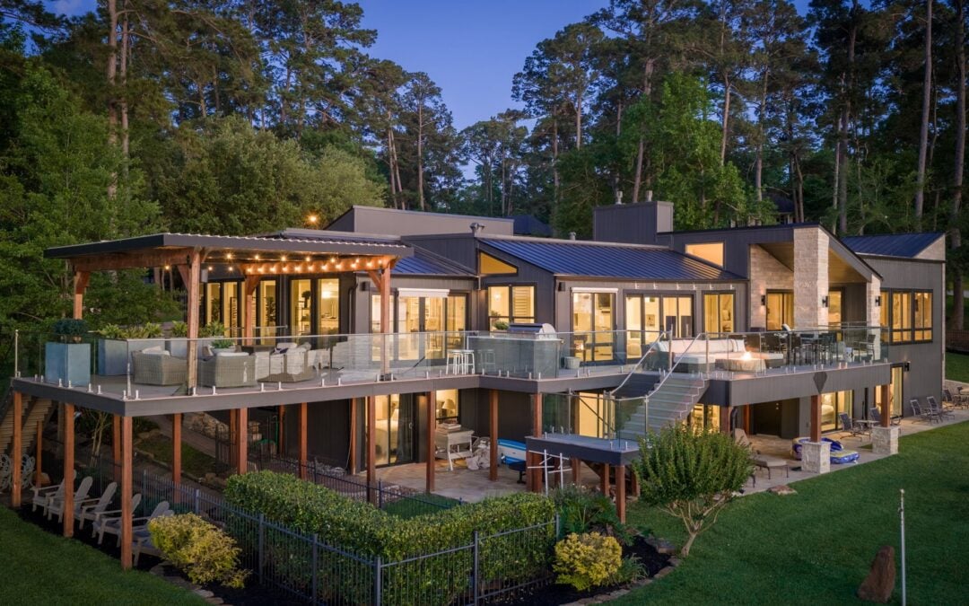 5 Reasons a Luxury Home on Lake Conroe Can Be a Smart Investment