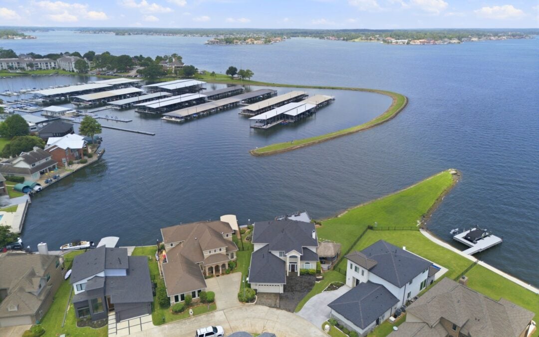 What Retirees Should Look for in a Lake Conroe Home